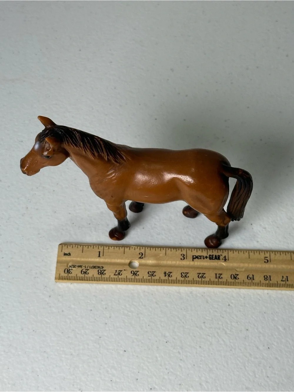 Schleich retired 2001 vintage Brown Horse Play Figure - Classic Toy Horse